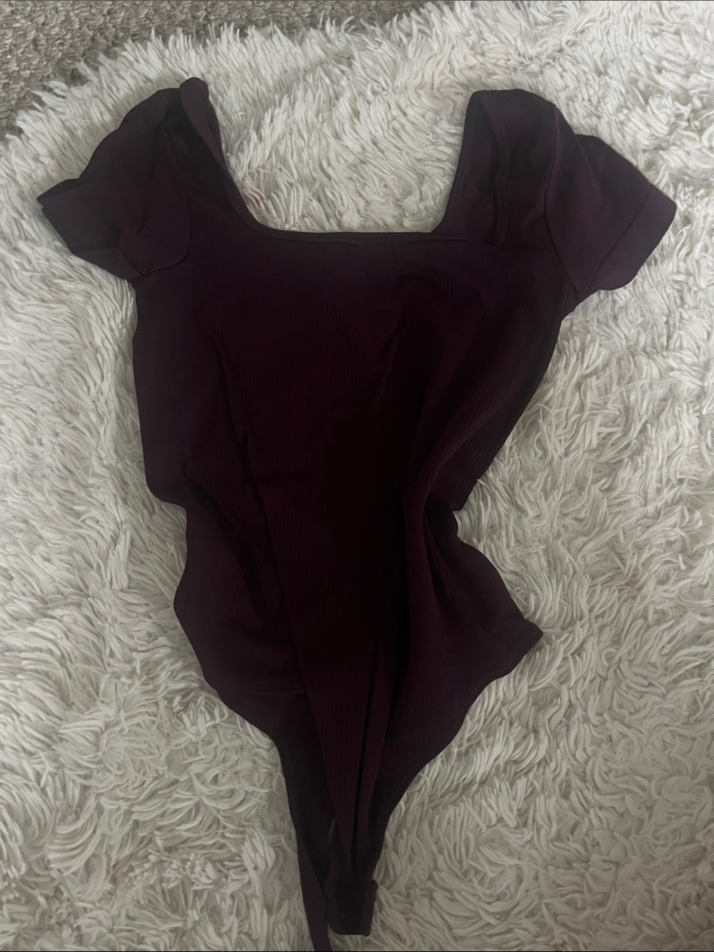 SO Square Neck Short Sleeve Bodysuit in Plum